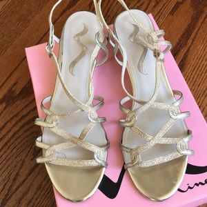 Nina Champagne Gold Metallic Wedge Sandals size 9